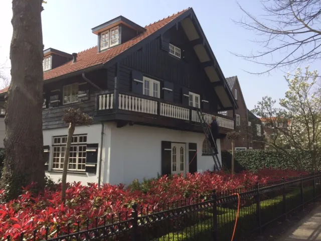 Our unwavering commitment to impeccable cleanliness and sparkling results has garnered a loyal following that trusts us to enhance their views and brighten their spaces. The dedication of our well-trained and courteous staff to our customers' satisfaction is reflected in the pristine condition of the windows we care for.