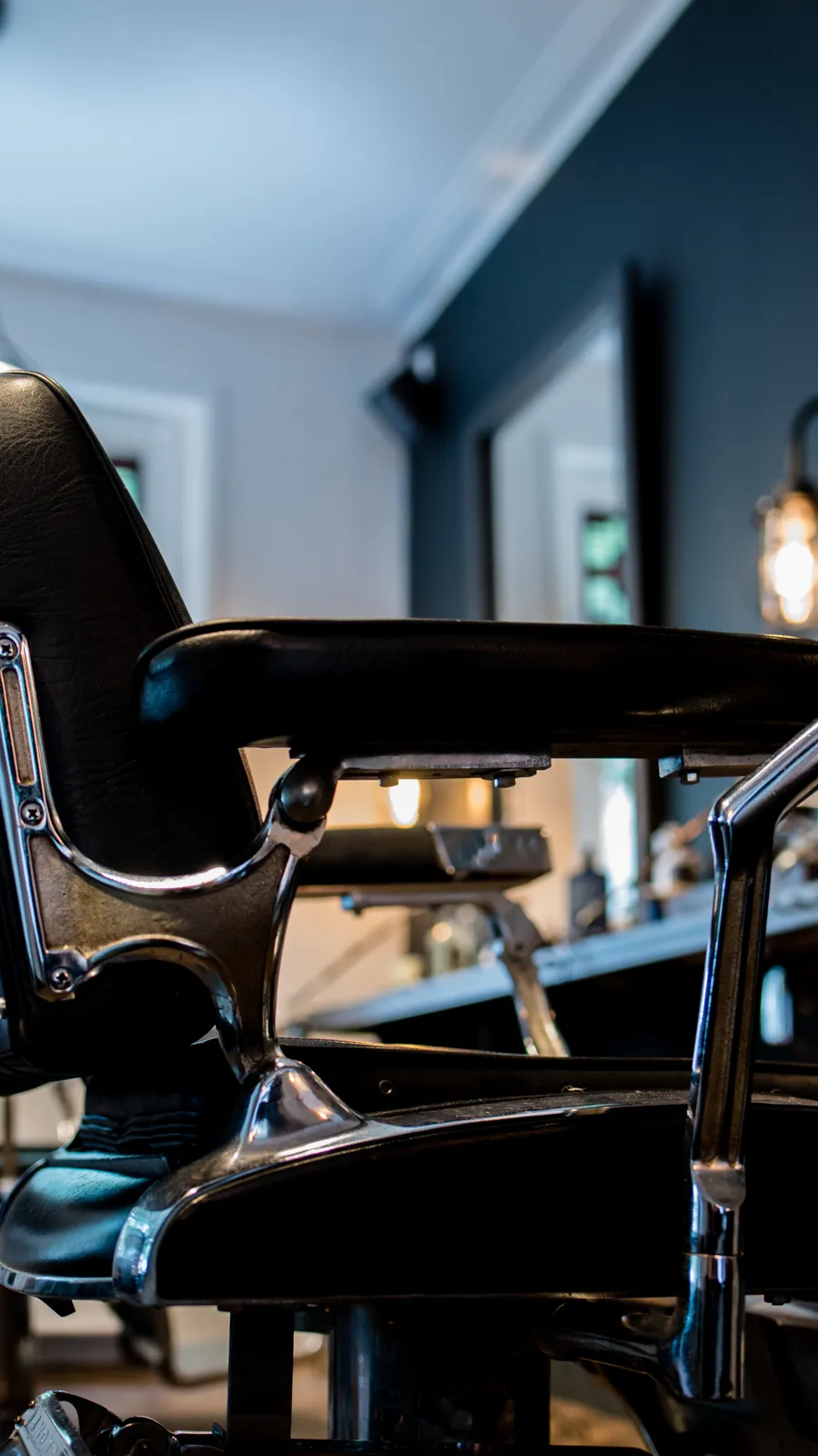 Belcrum Barbershop redefines the traditional barbershop experience by offering a touch of luxury – you can enjoy a cold beer while receiving top-notch grooming services. This small token of hospitality has been well-received and epitomizes the barbershop’s commitment to going the extra mile for its clients.