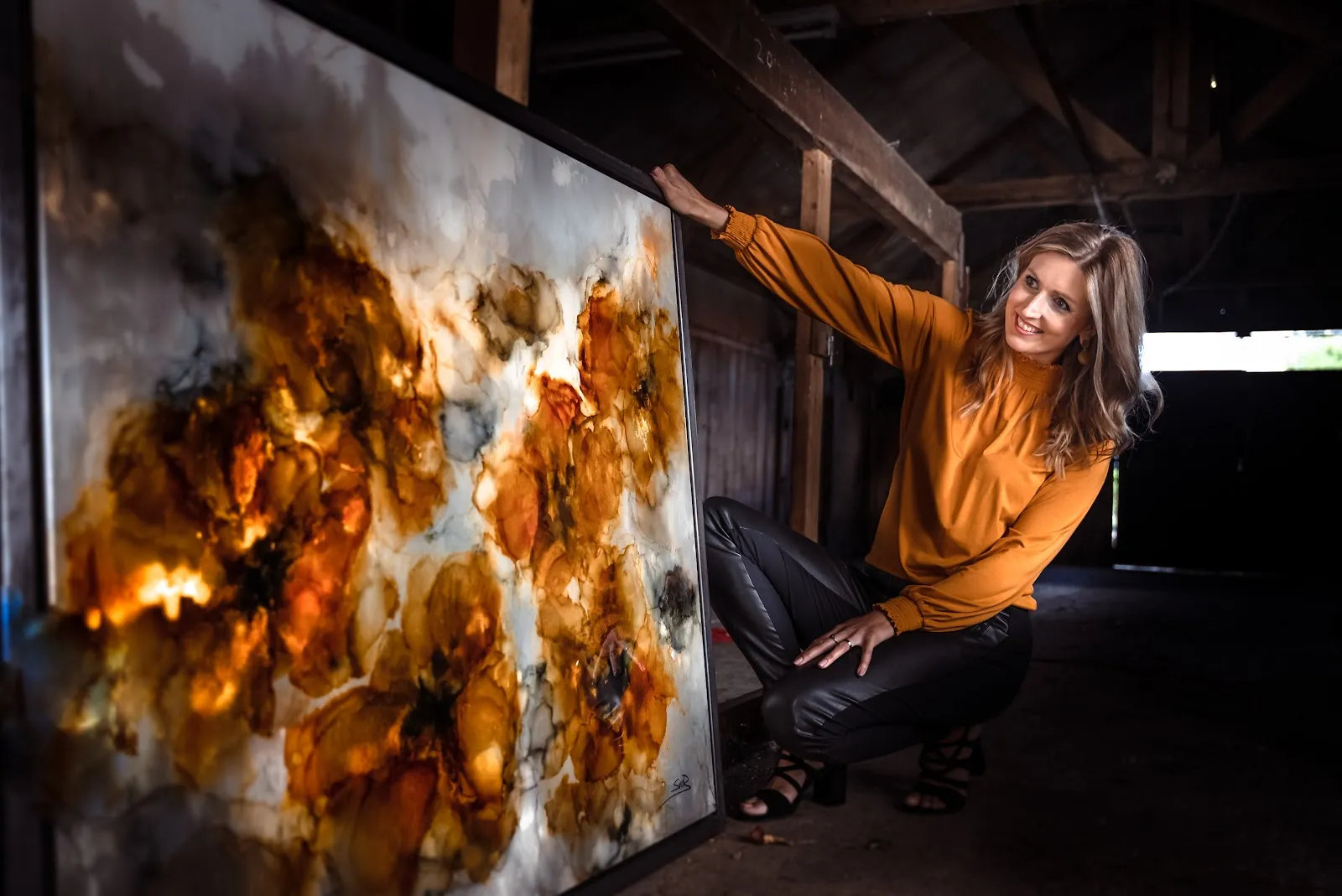 Those who have invited Stephanie's art into their homes return time and again, drawn in by the allure of her vivid palette and the soulful ambience brought about by each painting. The exceptional trial service that lets clients live with the art before finalizing their acquisition is complemented by Stephanie's expert hanging assistance and aesthetic advice, ensuring optimal placement and resonance within the space.