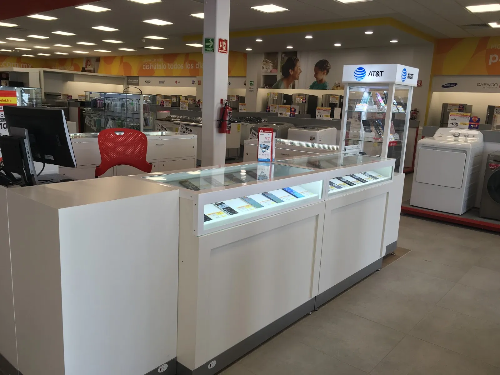 Elektra stands out in the market for offering an extraordinary variety of high-quality products, catering to the various needs and preferences of its clientele. Customers appreciate the store's expansive selection, which ensures they can often find just what they're looking for under one roof. Repeat shoppers emphasize the store's comprehensive assortment, hinting at the convenience and satisfaction they experience during each visit. 