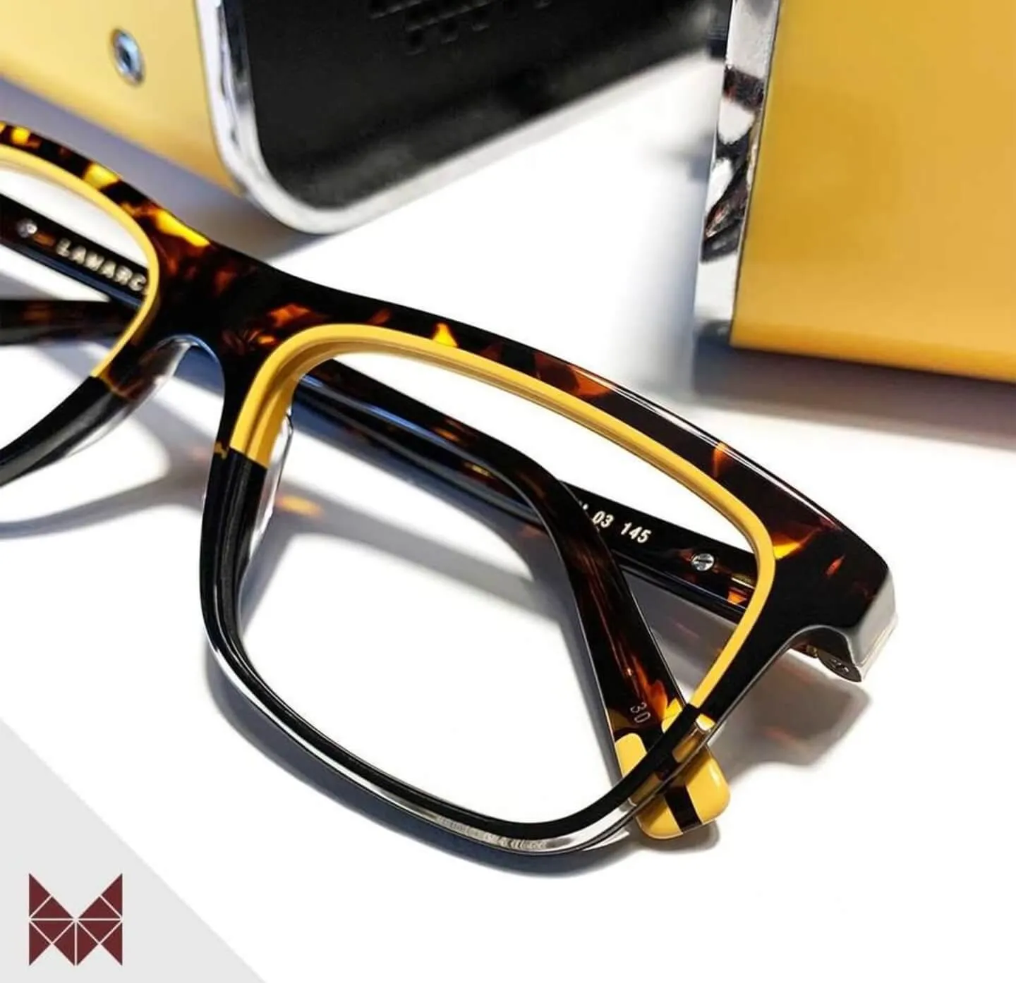 What sets Ceresa OTTICA Sagl apart is the combination of quality service and value. Not only do they extend excellent advice shaped by substantial expertise in the field, but their pricing is also highly competitive, making it a go-to destination for those who seek the best without compromising on cost.