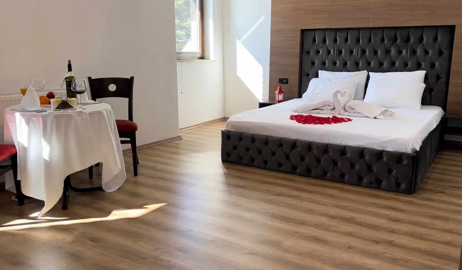 While the hotel provides the necessary storage room for ski equipment, the warmth of the experience extends beyond physical amenities. Hotel Bora embraces a sense of community and joy, making it an equally outstanding choice for families and friends looking to create memorable moments together.