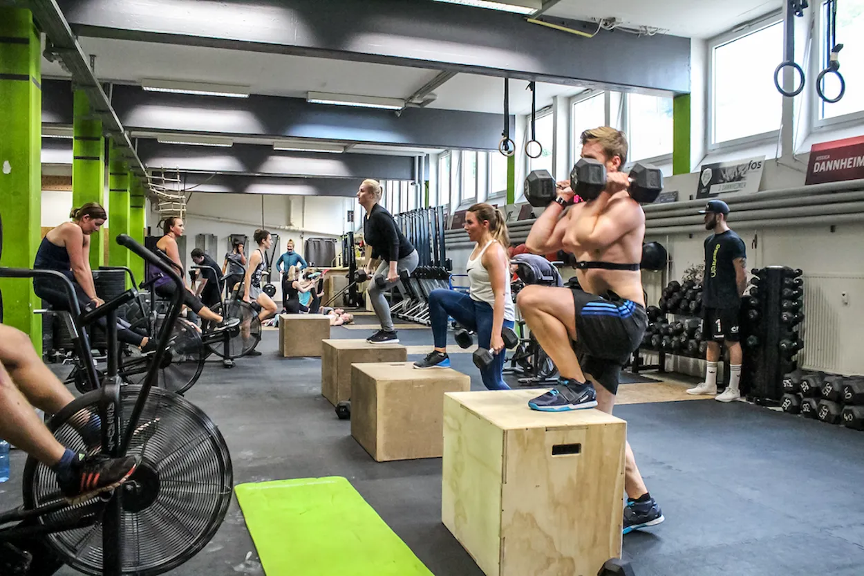 In summary, for those seeking a holistic and community-driven CrossFit experience in Munich, CrossFit eo - Kaiser & Petrik GbR emerges as a compelling option, celebrated for its high-caliber coaching, exceptional facilities, and the nurturing of a close-knit fitness community. Description by ChatGPT.