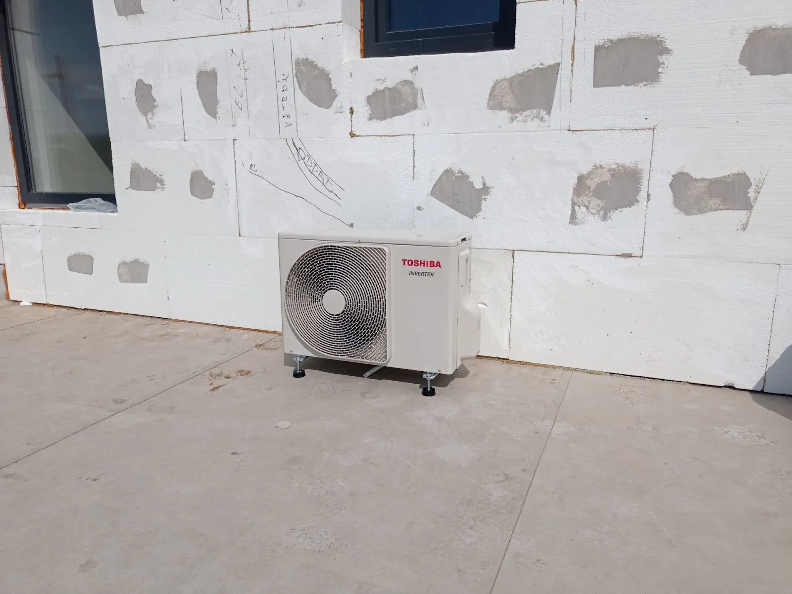 Clients have expressed their gratitude for the incredible problem-solving skills displayed when unexpected technicalities arise, with the company adeptly managing and resolving issues without any additional costs. Following installation, customers have been impressed by the thoroughness of the team's tidiness, leaving the premises immaculate and free of any extraneous packaging or waste.