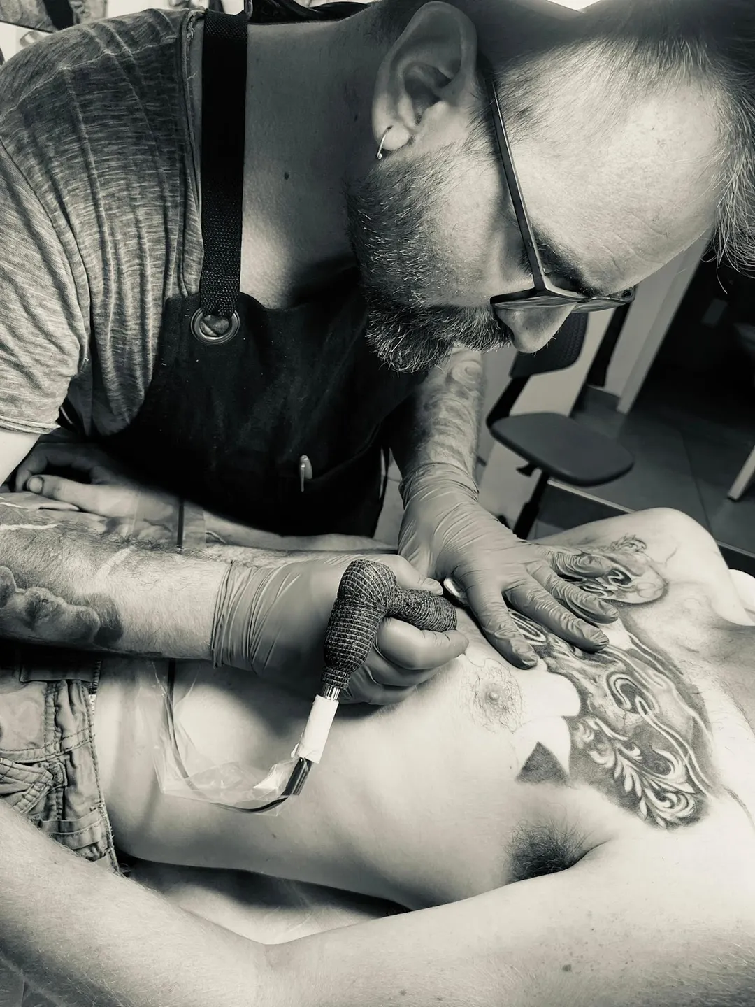 Clients rave about the welcoming and immaculate ambiance of the shop, which is complemented by a team that's both skilled and amicable, ensuring a comfortable and enjoyable experience. The commitment to client care is evident, with Attilio himself taking an active interest in the healing progress of the tattoos he crafts, exemplifying the exceptional aftercare service the studio is known for.
