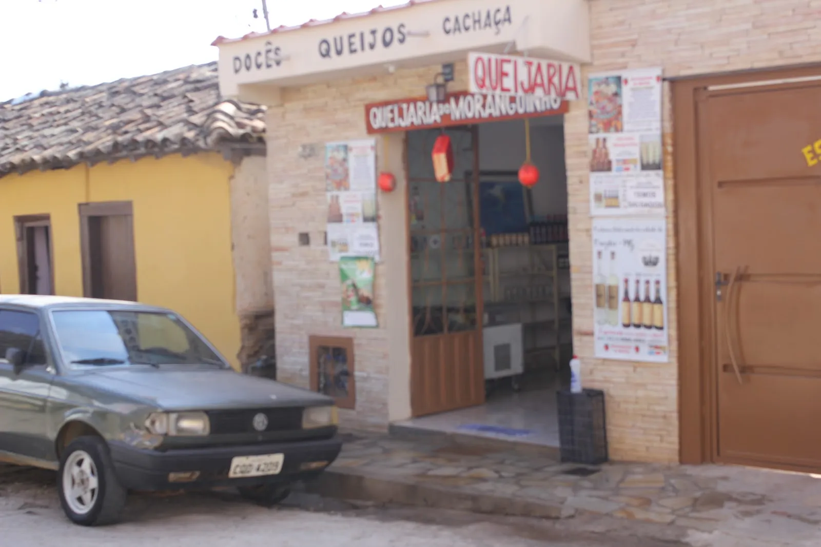 This cheese shop stands as a testament to the skills of Strawberry Shortcake, the owner, whose passion for cheese-making is reflected in the memorable products offered. Visitors looking for an addition to their culinary repertoire would find the distinctive flavors of Queijaria do Moranguinho's cheeses a worthwhile discovery, offering an authentic taste experience that rivals that of local markets. Despite the dynamic energy of the surrounding city, this unique cheese boutique promises an opportunity to uncover an array, where the focus is on the personal creation and enjoyment of fine, artisanal cheeses. Description by ChatGPT.