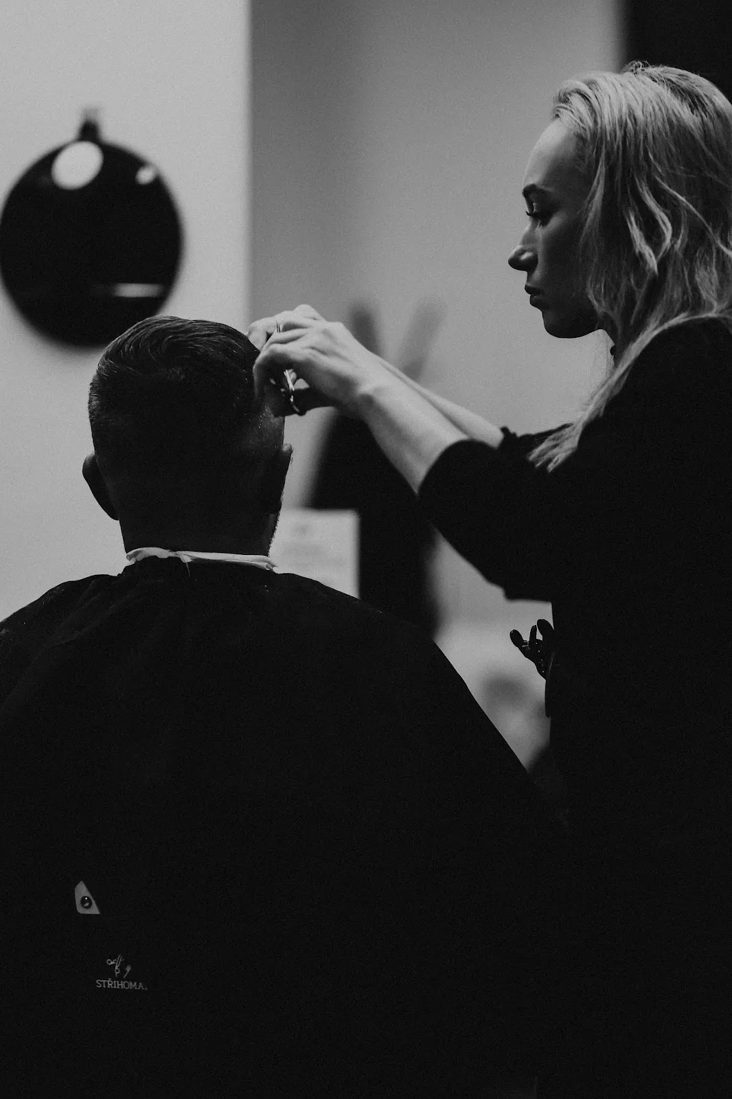 Clients rave about the substantial savings they enjoy, highlighting price points that are a fraction of what they would ordinarily spend elsewhere without compromising on the quality of the cut they receive. Whether it’s a dramatic leap from long, overgrown locks to a stylish short do, visitors leave feeling renewed and educated on how to maintain their new look with the right products and styling techniques recommended by the amicable hairdressers.