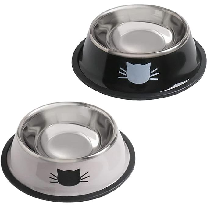 The Cat Bowls for Food and Water, 2PCS Rapsrk set includes two small stainless steel pet bowls with a capacity of 8 ounces each. These bowls are designed for cats and small dogs, allowing for separate feeding and drinking areas.