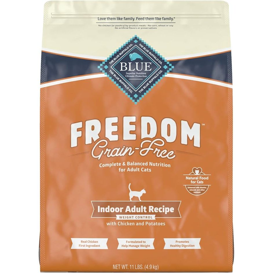 Blue Buffalo Freedom Grain Free Natural Indoor Weight Control Adult Dry Cat Food is a specially formulated cat food that is designed to help indoor cats maintain a healthy weight. Made with real chicken as the first ingredient, this high-quality dry food is packed with essential nutrients to support your cat's overall health and well-being.