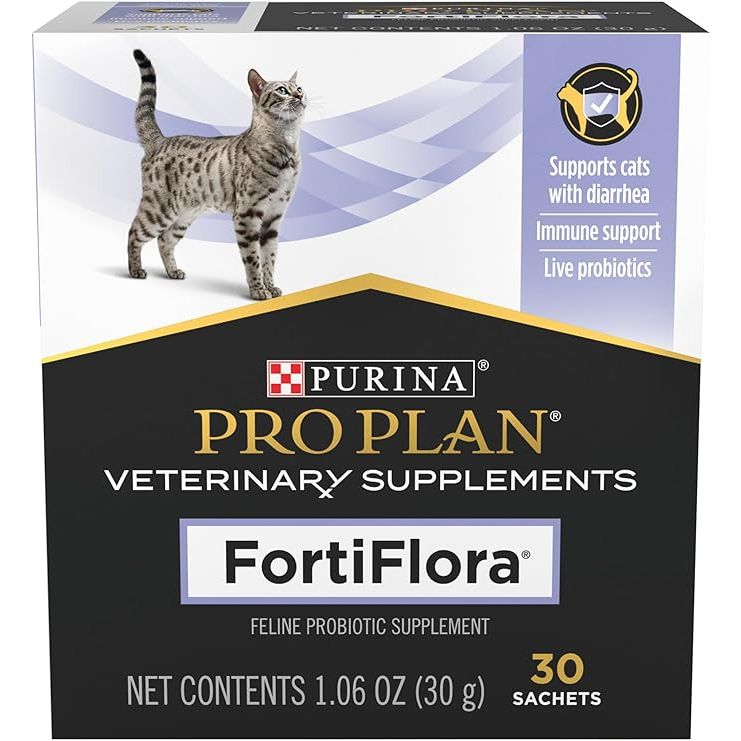 Purina Pro Plan Veterinary Supplements FortiFlora Cat Probiotic Supplement is a specially formulated probiotic supplement designed to support digestive health in cats experiencing diarrhea. Each box contains 30 single-serving packets, making it easy to administer to your feline companion.