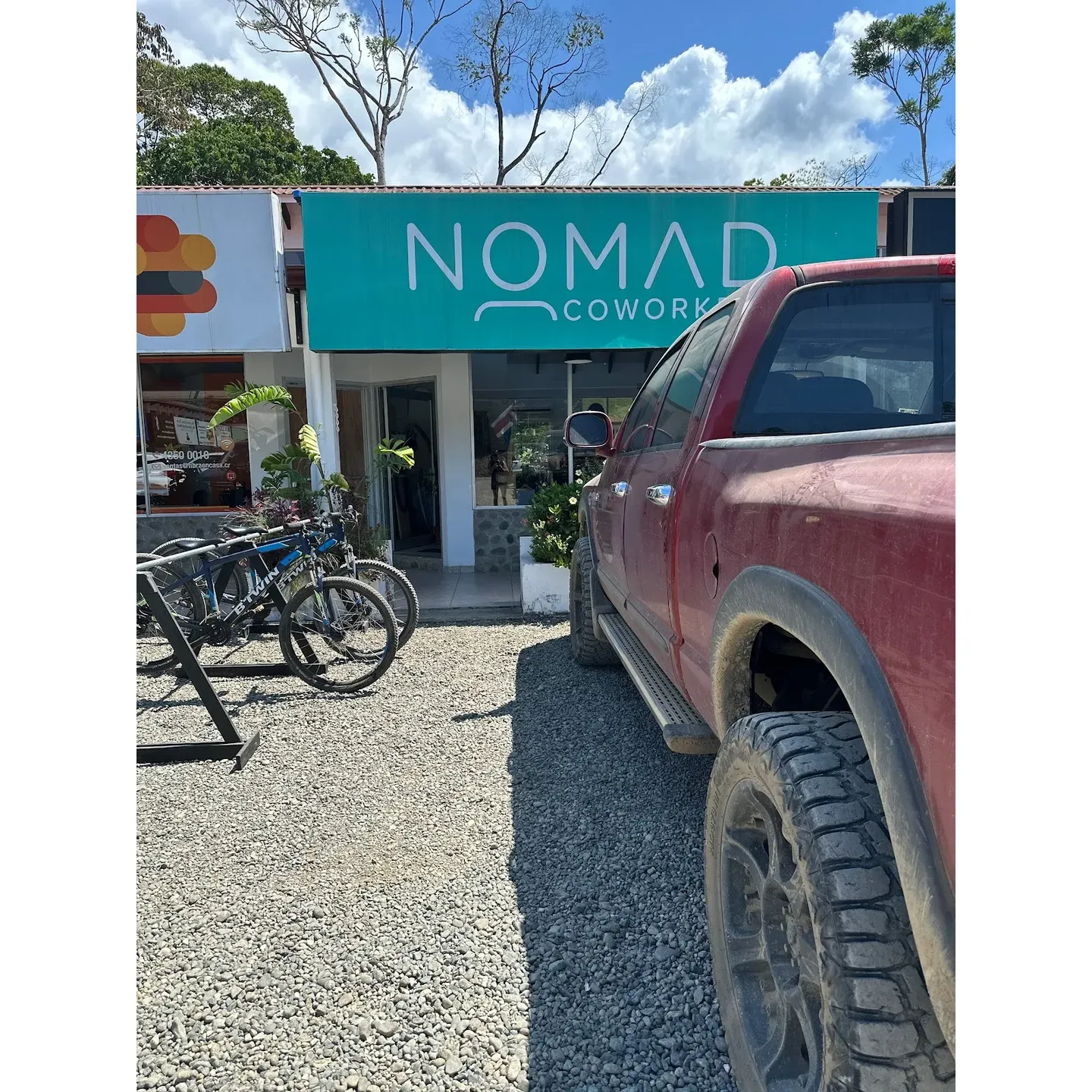 Recognized as an affordable solution, NOMAD Coworkers appeals to budget-conscious freelancers and entrepreneurs who do not want to compromise on quality. It's lauded as the prime destination for nomadic professionals, creating a vibrant community of remote workers who find value and satisfaction in the services provided.