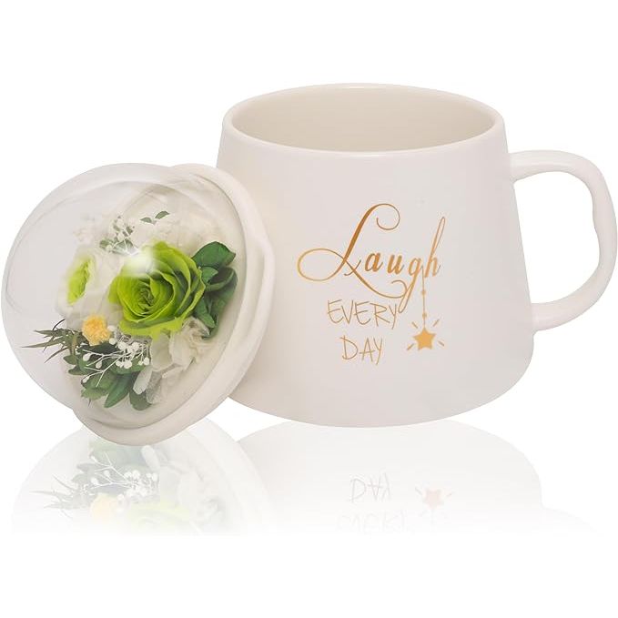 Give a special gift to the women in your life with this stunning Mothers Day Rainbow Rose Flower Gifts For Her. These preserved flowers in a cup lid will never wither or die, allowing your loved one to enjoy their beauty for a long time.