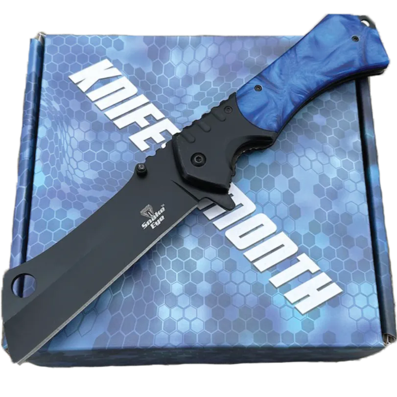 The Standard box is perfect for those who are new to knives and tactical gear, and want to "test the waters". Standard subscribers receive ONE hand-selected, premium knife and/or tactical tool each month.