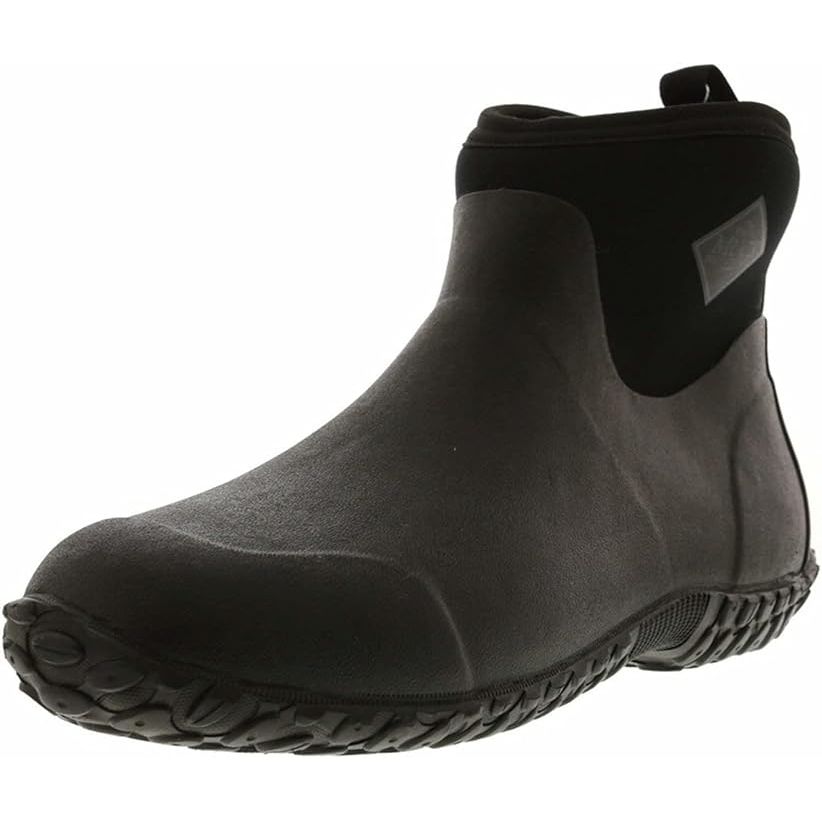 The Muck Boot Men's Muckster II Ankle is a versatile and durable shoe designed for outdoor activities such as gardening, yard work, and walking in wet or muddy conditions. The shoe features a 4mm neoprene upper that keeps feet dry and comfortable, while also providing flexibility and warmth in colder weather.