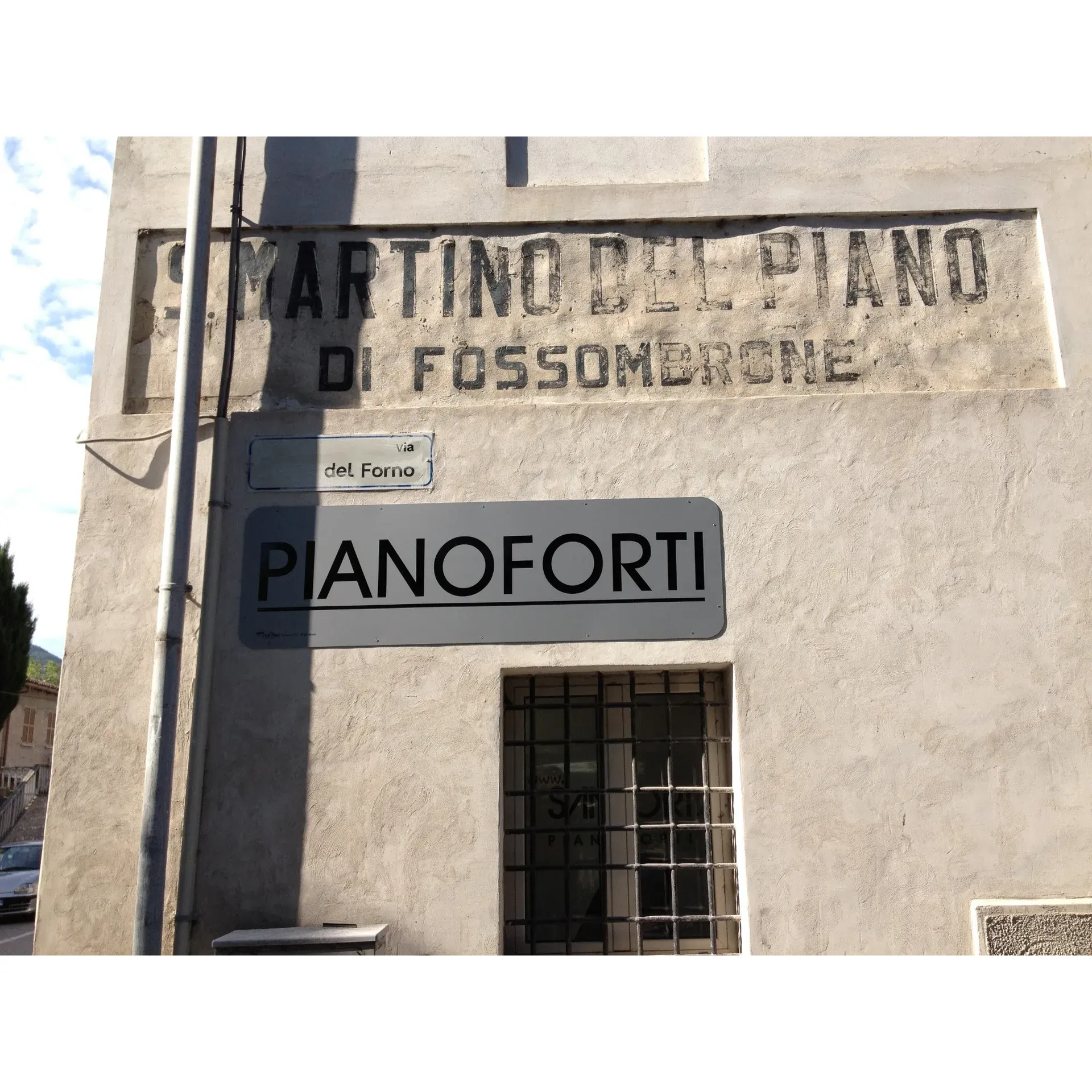 SANTORI PIANOFORTI represents a haven for piano enthusiasts where passion for music and expertise come harmoniously together. Guided by Fabrizio's vast experience and friendly demeanor, this establishment offers a unique and insightful encounter for every customer. Visitors can expect a welcoming atmosphere where they are encouraged to explore and sample an extensive range of pianos, under the knowledgeable and meticulous guidance of a seasoned professional.

The SANTORI PIANOFORTI team, noted for their availability and enthusiasm, is dedicated to providing personalized attention. Their willingness to allow customers ample time to try the instruments ensures an informed and satisfying selection. With a sparkling reputation for professionalism and competence, SANTORI PIANOFORTI takes pride in its ability to offer not just instruments but valuable advice, ensuring patrons make the perfect choice to suit their individual needs.

Customers continually commend the establishment for its honest pricing and diverse inventory, celebrating it as a hub of musical culture, kindness, and expertise. Lauded as a premiere destination for pianists in Italy, the approach here is one of absolute quality and customer care.

Visitors are reminded that a trip to this delightful treasure trove of pianos should be anticipated with an appointment, ensuring a fully exclusive and attentive service. Once there, the allure of the pianos, combined with SANTORI PIANOFORTI's impeccable service, will provide an unparalleled shopping experience in the pursuit of the perfect piano. Description by ChatGPT.