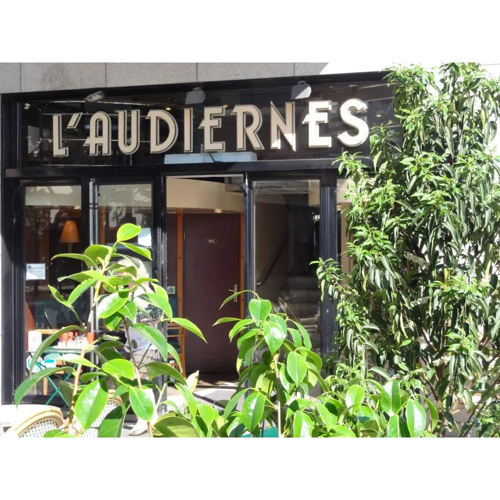 L'Audiernes stands out as a must-visit destination for fine food, exceptional service, and a vibrant atmosphere that locals and visitors alike consistently rave about. With a prime location near Station F, it offers convenience along with a culinary experience that outshines nearby dining options. Patrons are immediately drawn in by the exceptionally warm and convivial service, ensuring every visit is both memorable and enjoyable.

The bar-brasserie-restaurant is renowned for its impressive collection of beers, with knowledgeable bartenders who not only craft excellent drinks but also contribute to the venue’s welcoming vibe. Their expertise and passion contribute to L'Audiernes' reputation as the best bar in the area, making it a favorite spot for both casual drinkers and connoisseurs.

Food enthusiasts often praise the superior quality of the food served at L'Audiernes. Whether you're there for a hearty meal or a light bite, the restaurant takes pride in offering well-prepared dishes that surpass expectations. The bread, a staple of any dining table, receives particular attention for its freshness and great taste—a satisfying accompaniment to any selection from the diverse menu.

A great testament to the establishment's quality is the combination of great staff, reasonable prices, and an inviting atmosphere that together craft an enjoyable experience for every diner. Whether you're popping in for a quick lunch, settling down for a comfortable dinner, or joining the after-work crowd for a drink, L'Audiernes ensures a delightful visit marked by friendly faces, excellent food, and a truly enjoyable ambiance. Description by ChatGPT.