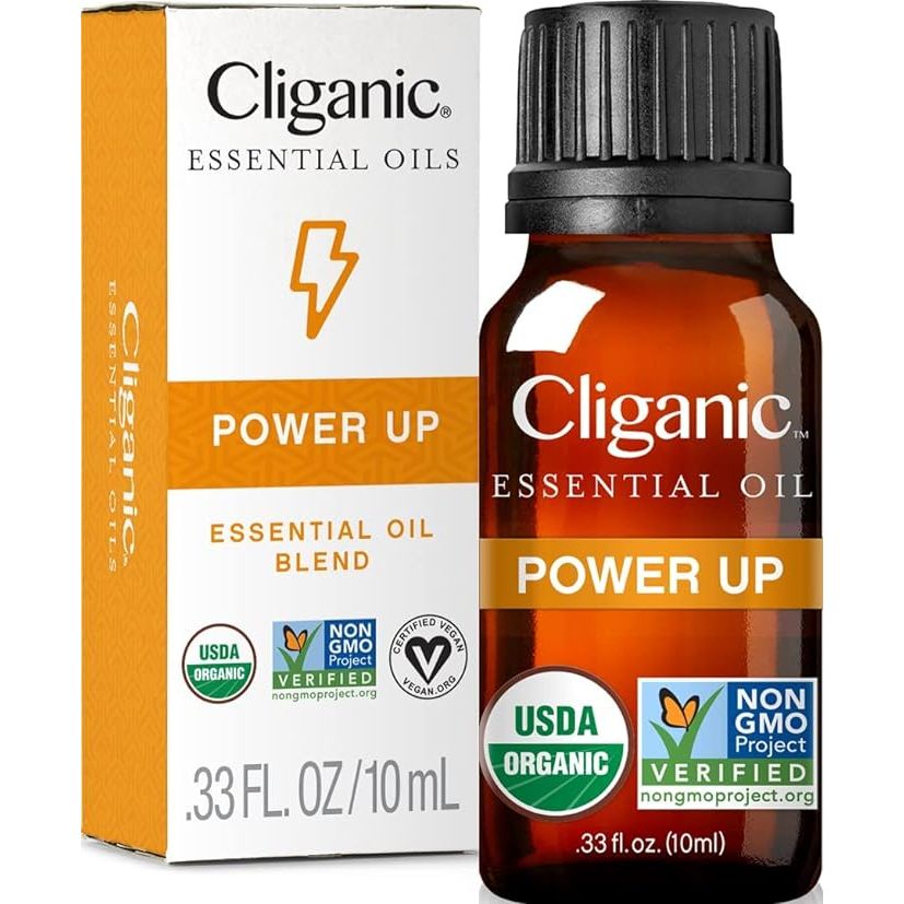 Experience the power of Cliganic's USDA organic certified Essential Oil Blend in Power Up. This unique blend features six pure essential oils including peppermint, blood orange, lemon, geranium, eucalyptus, and ginger root.