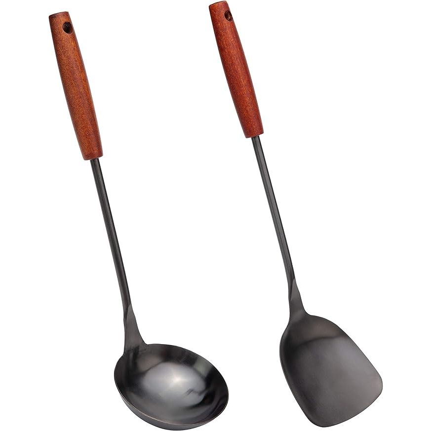 The Wok Spatula Set is made of high quality materials, including 201 stainless steel and a wood handle with high temperature black plating technology. This set is durable, easy to clean, and resistant to dents, cracks, rust, and falling off. The smooth edges and superb welding make for excellent workmanship, ensuring a long-lasting kitchen tool.