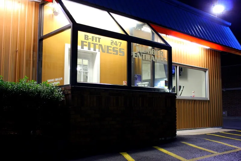 Appreciative of the discreet yet thoughtful presence of the staff members, clients of B-Fit 24/7 feel supported without the pressure of constant oversight, ensuring a comfortable and autonomous workout environment. The team is always on hand to ensure the facility runs smoothly, adding to the overall positive experience of the members.