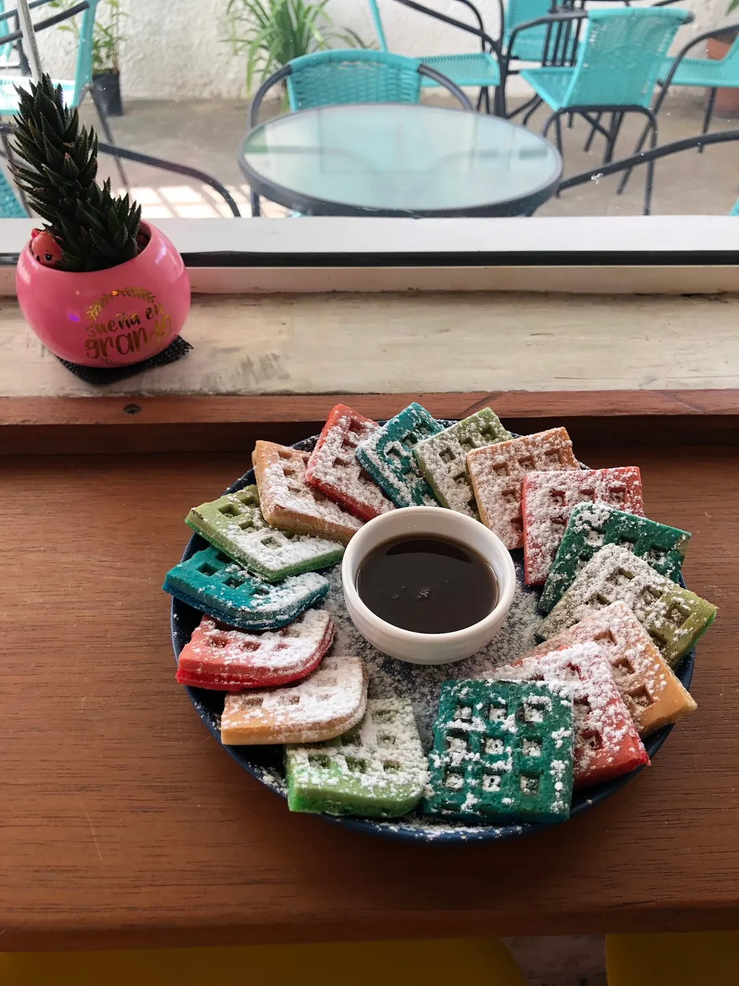 Duo Brew Bar emerges as a beacon of coffee innovation and excellence in Maracay, delighting locals and visitors alike with its remarkable array of unique coffee concoctions. Known for its specialty coffee mastery, the bar has carved out a reputation for serving drinks that elicit wonder and a sense of discovery with each sip. With a focus on quality and variety, Duo Brew Bar stands out as a purveyor of an exclusive coffee experience that simply can't be found elsewhere in the city.