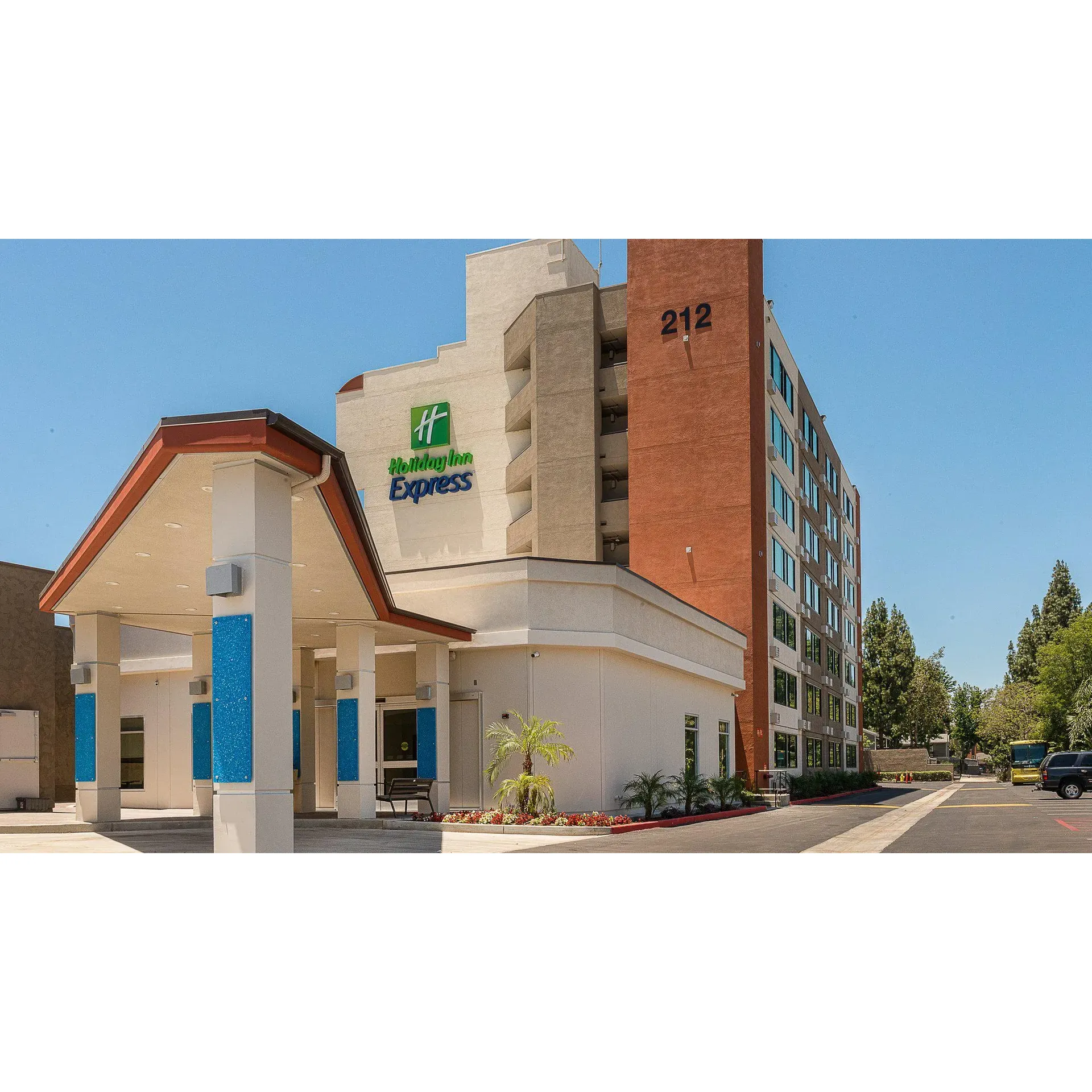 The Holiday Inn Express Fullerton - Anaheim, an IHG Hotel, is a prime choice for travelers seeking comfort, convenience, and warm hospitality during their visit to California. Renowned for its strategic location, this hotel is an ideal base for guests looking to explore the magic of nearby Disneyland, with the added benefit of a shuttle service making the journey even easier.

Visitors frequently commend the hotel for its attentive and friendly staff, from the reception to housekeeping, contributing to a welcoming atmosphere that resonates throughout the stay. The comfortable and clean accommodations ensure restful nights, complete with cozy beds that are often highlighted in guest experiences.

A highlight of the stay for many is the complimentary breakfast which receives high praise for both variety and quality. Guests can indulge in a selection of freshly prepared biscuits and gravy, pancakes, sausage, eggs, and more, alongside a range of fruit, cereal, and beverages to kickstart the day. Attentive breakfast attendants are always on hand to provide assistance, making for a pleasant dining experience.

Not only is the hotel a magnet for Disney enthusiasts, but it also appeals to those looking to explore the local scene. Fullerton's charming downtown area is just moments away, offering a plethora of dining options for a delightful evening out.

Additionally, convenience is a theme that extends beyond the hotel's location. Guests appreciate having everything they need within walking distance, including various amenities and entertainment options, like a neighboring bar where one can unwind with pool or drinks after a full day of activity.

The Holiday Inn Express Fullerton - Anaheim exemplifies a commitment to guest satisfaction and value, making it a top-choice accommodation for many return visitors. Whether traveling for business or leisure, guests can expect a stay that combines the comfort of home with the excitement of Southern California's attractions. Description by ChatGPT.