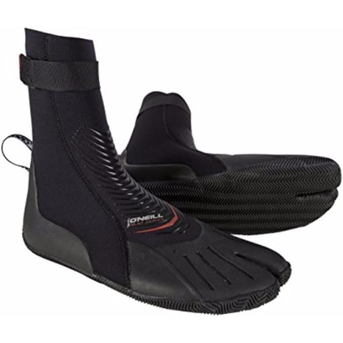 O'Neill Heat 3mm Split Toe Booties are designed for surfers looking for reliable protection and warmth in cooler waters. The booties feature a 3mm thick neoprene construction, providing excellent insulation to keep your feet warm and comfortable in colder conditions.