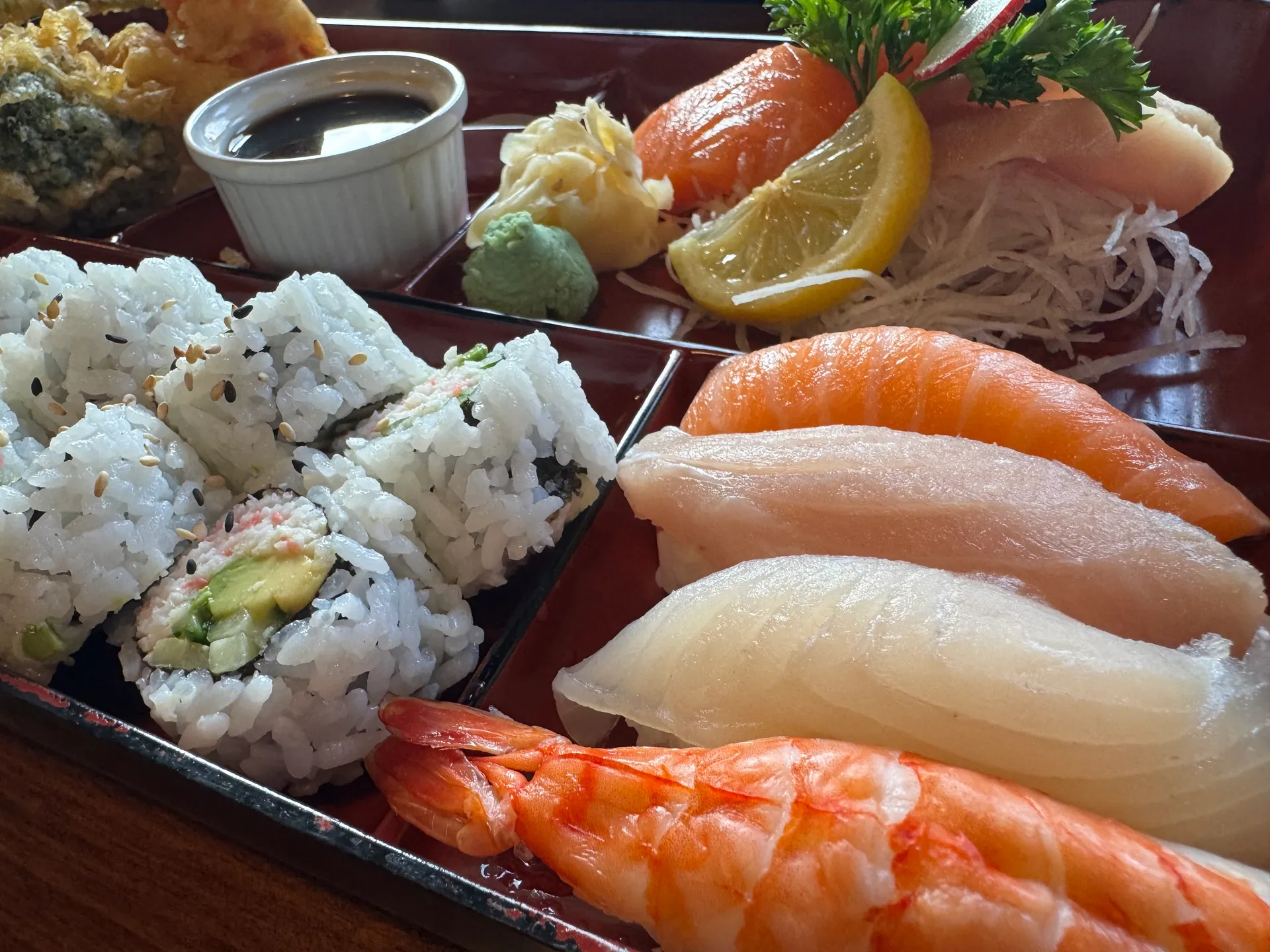 Review: Cheam Sushi, Sushi & Sashimi Lunch Box
