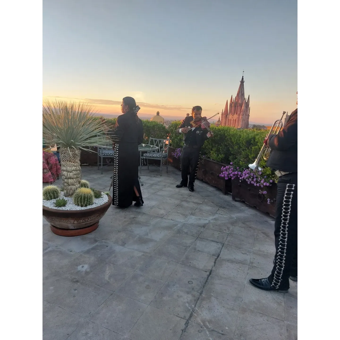 Culminating in glowing reviews and enthusiastic recommendations, Mariachi Agave de San Miguel de Allende stands out as a leading ambassador of Mexico's beloved musical heritage, captivating hearts and creating joyous memories one performance at a time. Description by ChatGPT.