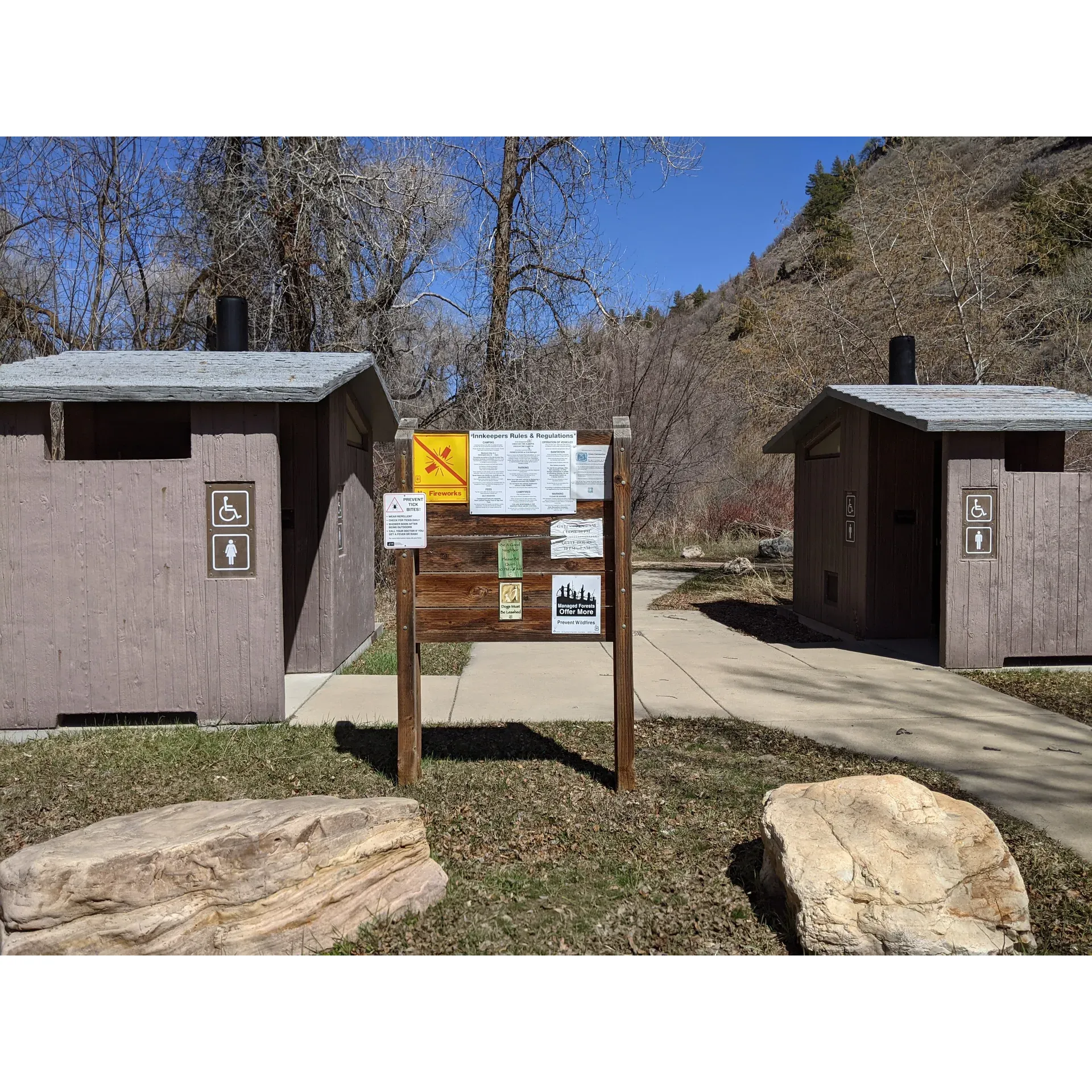 Botts Campground offers outdoor enthusiasts a pristine camping experience with well-maintained campsite amenities, a fitting base for those in pursuit of tranquility or adventure in the great outdoors. With a 5/5 rating in campsite condition and usability, visitors are greeted with convenient facilities including clean vault restrooms and multiple water faucets to ensure a comfortable stay. Each campsite is thoughtfully equipped with a fire pit for those captivating nights under the stars, and a stand for propane stoves, accommodating all cooking needs.

The great outdoors can be thoroughly enjoyed here, given each campsite’s close proximity to the gentle rivers that adorn the landscape. These waterways are a haven for fishing enthusiasts, with fish traps and dams that outshine those of other campgrounds. Families, especially, will find the slower-moving sections of the river ideal for children to play in and explore, adding to the treasure trove of memories to be made.

Visitors have found that the site's openness contributes to wildlife visibility, enhancing the sense of being in nature while also allowing for easy supervision of children and pets. Moreover, the spacious flat tent areas afford ample room for campers to set up their tents comfortably.

Seasoned campers do recommend bringing adequate cash to cover site fees and firewood, and advise preparing for a cozy night’s sleep by packing the right sleeping gear for the chilly nights.

Those who have visited Botts Campground return home with snapshots of stunning vistas, from the mesmerizing glow of dawn to the tranquil dusk—each day here is a canvas of natural beauty. The consistent patronage of regular visitors, some frequenting multiple times a month during peak summer, speaks volumes of the enriching experiences offered.

In short, Botts Camp in all its simplicity and splendor is a retreat that beckons the soul seeking respite and the heart yearning for adventure. It's a place to reconnect with nature, where the serene environment complements the convivial spirit of camping. Whether it's for the angling, the riverside fun, or the starlit nights, Botts Campground remains a cherished destination for those who have discovered its allure. Description by ChatGPT.