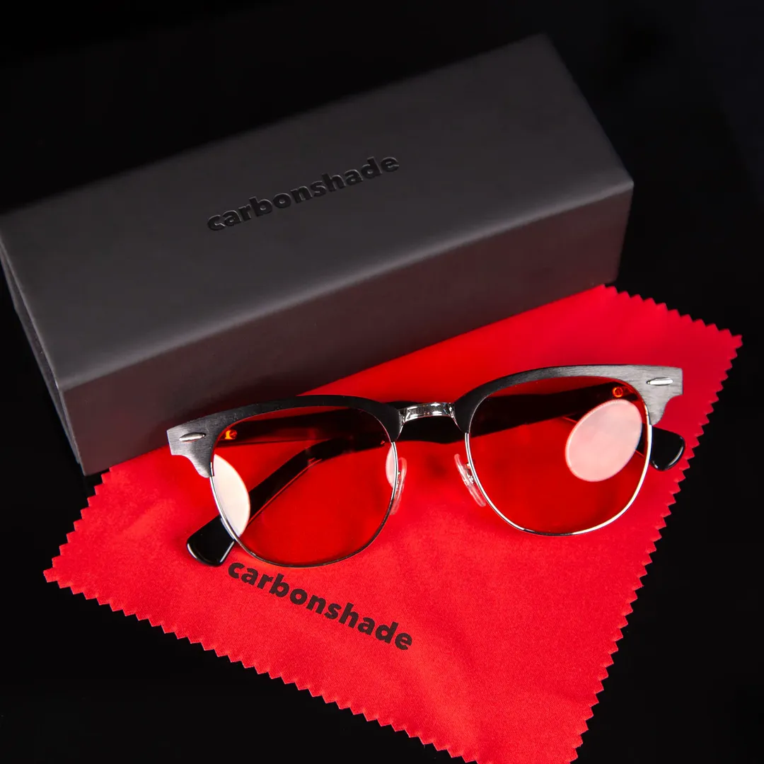 Introducing the Carbonshade Clubmaster: Blue & Green Light Blocking Glasses—a fusion of modern aesthetics and exceptional functionality, meticulously crafted to enhance your health and sleep quality.