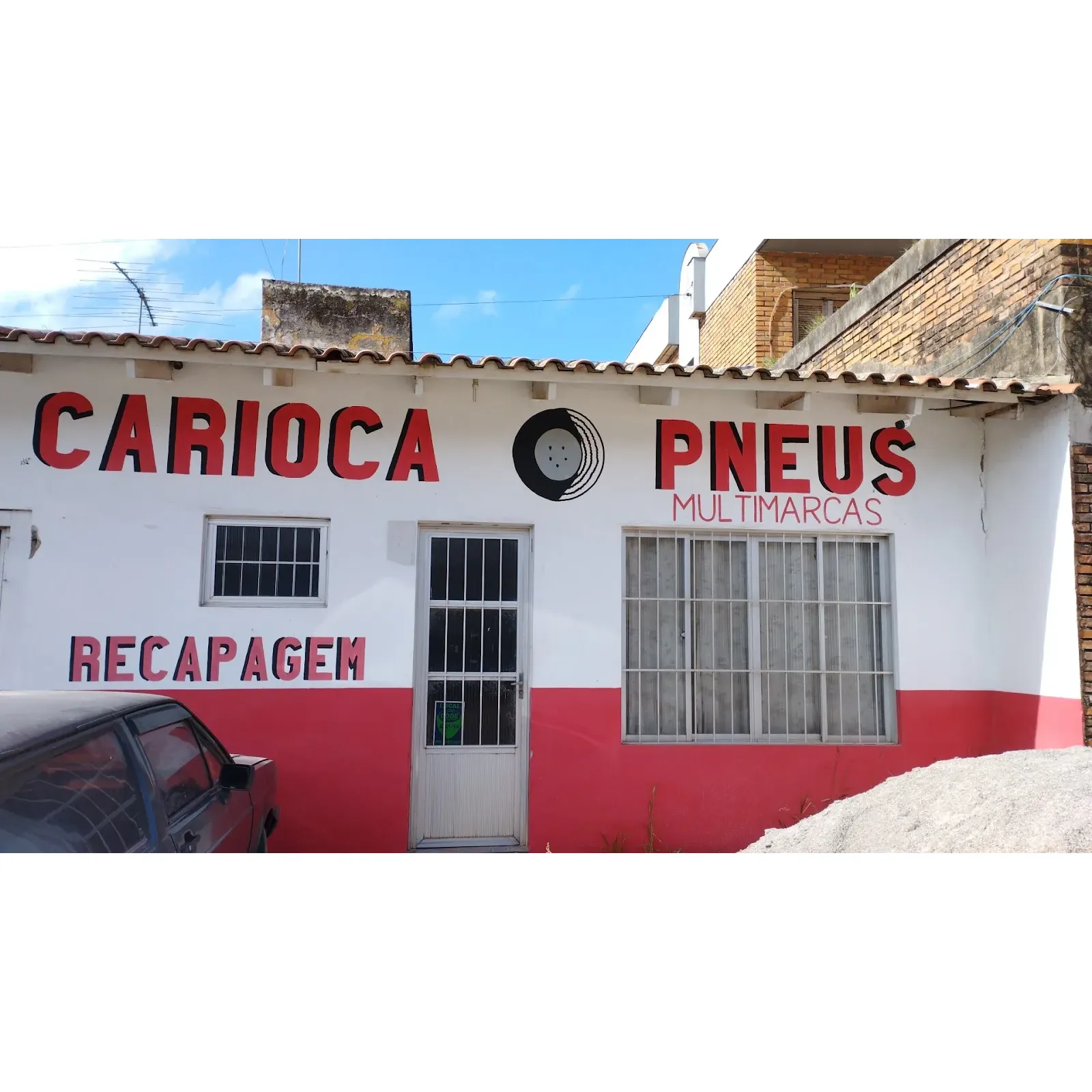 With its commitment to excellence and a customer-centered approach, Carioca Pneus has earned a loyal following of satisfied clients who trust the company to maintain the safety and performance of their vehicles through quality tire maintenance and service. Description by ChatGPT.