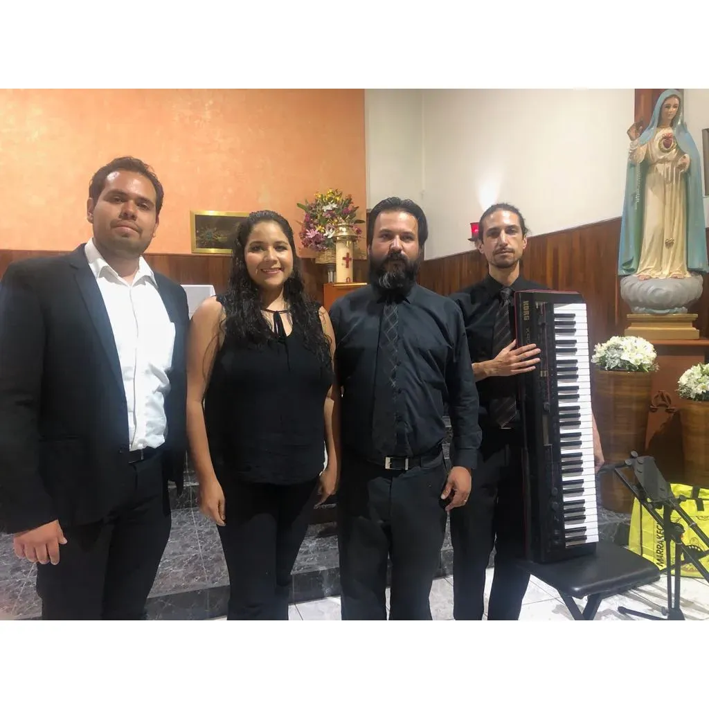 Musica para Misas Coralia is a highly recommended ensemble revered for their exceptional musical performances, particularly in the context of mass services. Clients are consistently impressed by the group's professionalism and the exquisite talent displayed.