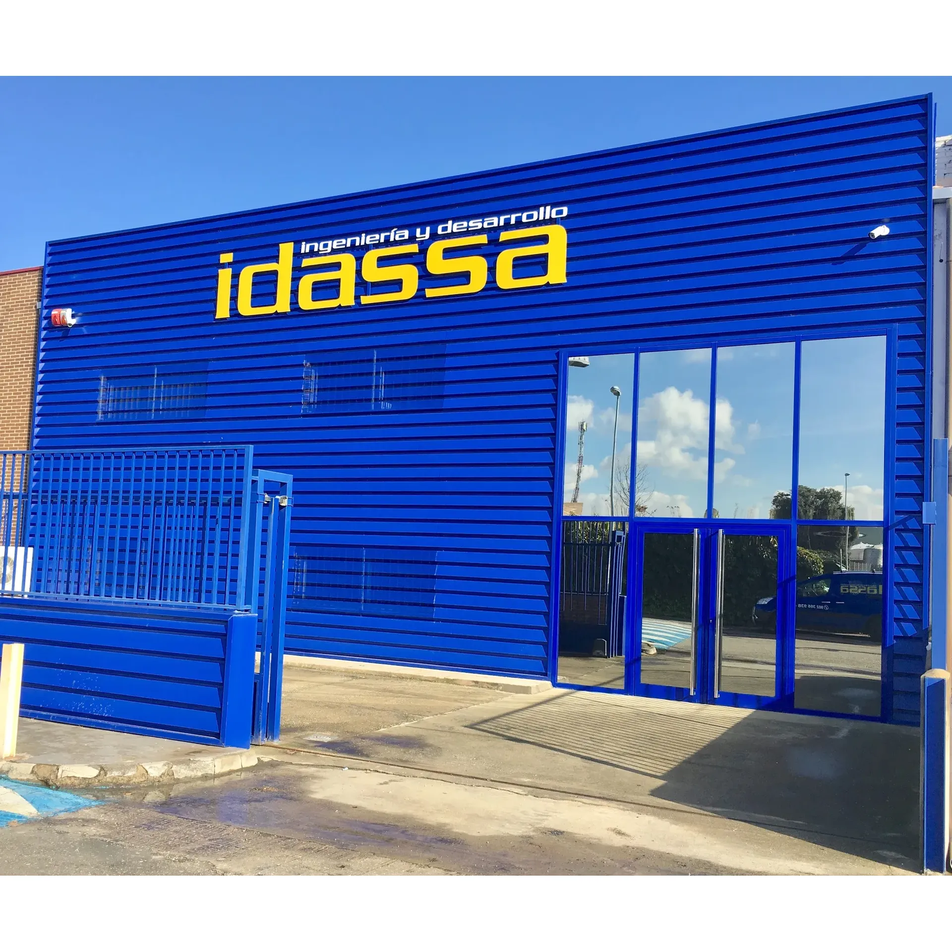 IDASSA - Ingeniería de Seguridad stands out as a highly professional entity in the field of security system engineering, known for its high-quality installations and equipment. Customers have frequently highlighted the excellent advice provided by the company's knowledgeable staff, who ensure that both individual and business clients receive tailored security solutions that match their specific needs. The commercial team is praised for their exceptional service, offering insightful guidance which results in client satisfaction, as evidenced through positive experiences shared by those who have benefited from their expertise in securing neighboring properties.

In terms of responsiveness, IDASSA has garnered acclaim for its quick and efficient support system, where issues are addressed and resolved with promptness. The performance of their alarm and video surveillance systems is affirmed by customers who have experienced the effectiveness of their security measures firsthand, thus reaffirming the company's dedication to maintaining high standards of safety. This level of confidence in the operational integrity of the systems installed has been a major factor in gaining customer trust.

The company’s technical service is noted for its speed, showing a commitment to ensuring that their security systems function smoothly and without interruption. This commitment is evident in the maintenance of long-term relationships with clients who depend on IDASSA for the continuous security of their homes and businesses. Overall, the enduring recommendation of clients who attest to its reliability and proficiency in the security sector spotlights IDASSA as a trusted provider of integrated security systems. Description by ChatGPT.