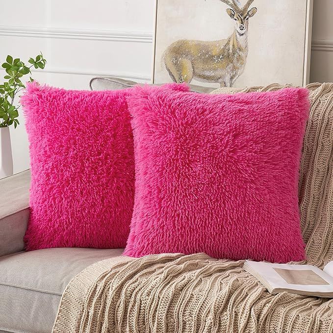 Introducing our luxurious faux fur pillow covers, designed to elevate the ambiance of any space with their elegant and sophisticated look. Measuring 18x18 inches (45x45 cm), these covers are crafted from high-quality faux fur, ensuring a soft and fluffy texture that adds a touch of opulence to your decor.