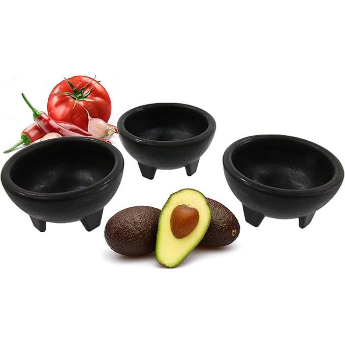 These mini black salsa bowls are a must-have for anyone who loves making and serving up delicious salsa recipes. Perfect for a variety of salsa types, these bowls are ideal for holding mango salsa, guacamole, pico de gallo, and more. Each bowl can hold up to 11oz of salsa or other sauce dips, making them perfect for sharing with friends and family.