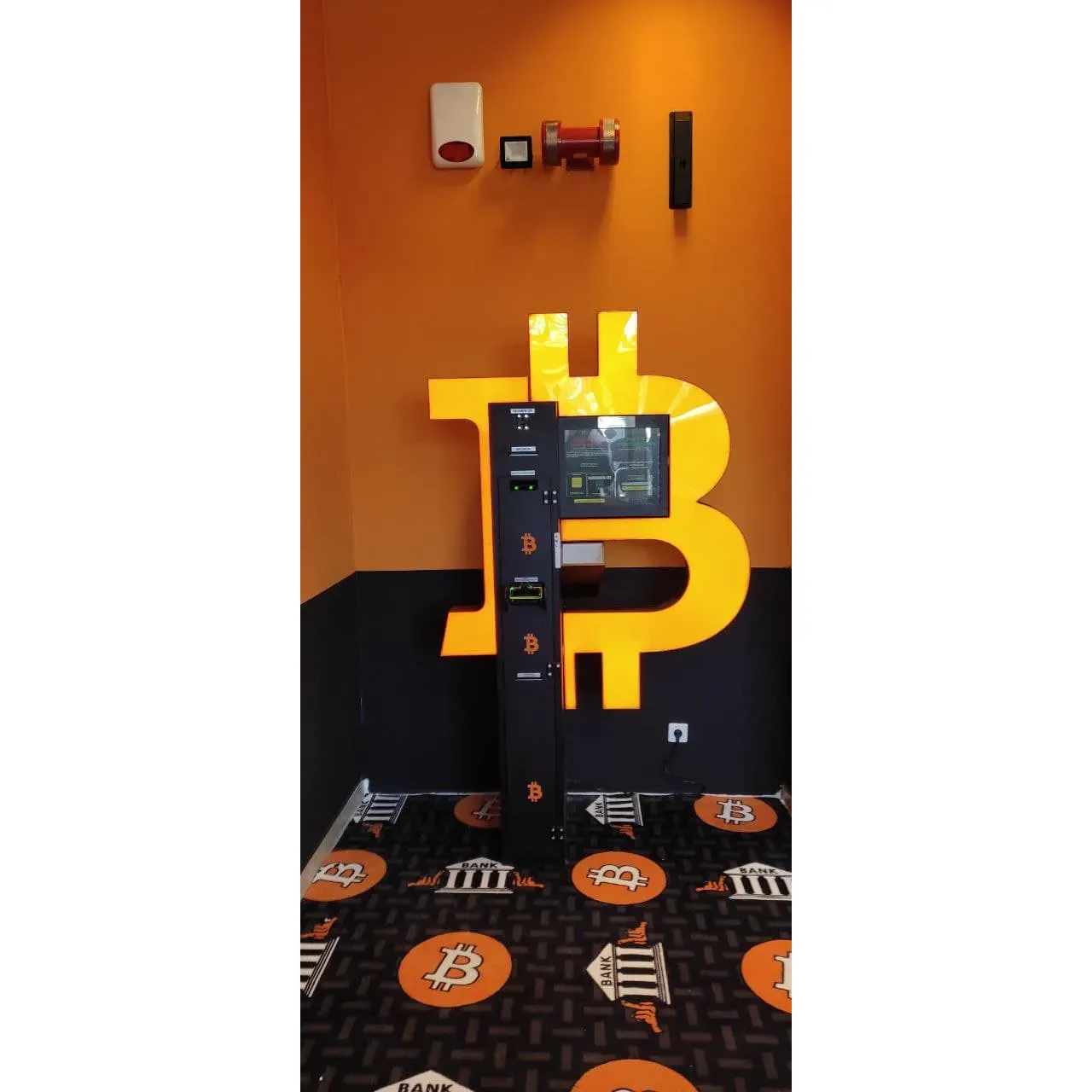 Shitcoins.club offers a conveniently located Bitcoin ATM in Olsztyn, situated just by the roundabout, providing easy access for those in and around the city center. This Bitomat location is appreciated for its pristine and welcoming environment, promising a positive experience for anyone looking to engage with cryptocurrency transactions. Users commend the facility for its cleanliness, underscoring the brand's commitment to maintaining high standards for its clients. Ideal for those seeking a quick and efficient way to manage their Bitcoin needs, Shitcoins.club stands as a recommended choice for crypto-enthusiasts and newcomers alike, seeking a dependable and user-friendly service. Description by ChatGPT.