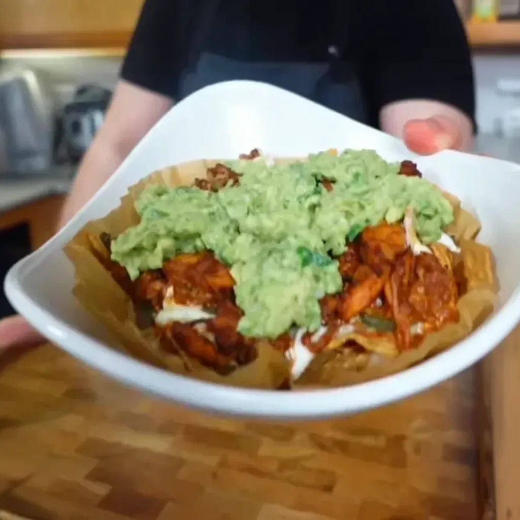 1 Chicken Tinga Nachos