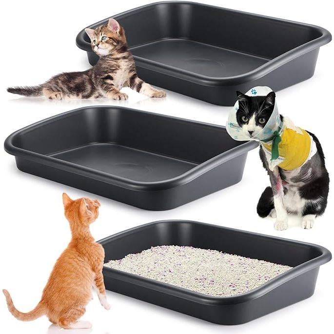 The spacious dimensions of approximately 23.23 x 16.54 x 4.33 inches/ 59 x 42 x 11 cm make this low entry litter box a comfortable space for pets such as cats, bunnies, and hamsters to move around smoothly. The large size ensures that your pets have a pleasant experience, encouraging them to consistently use the litter box.