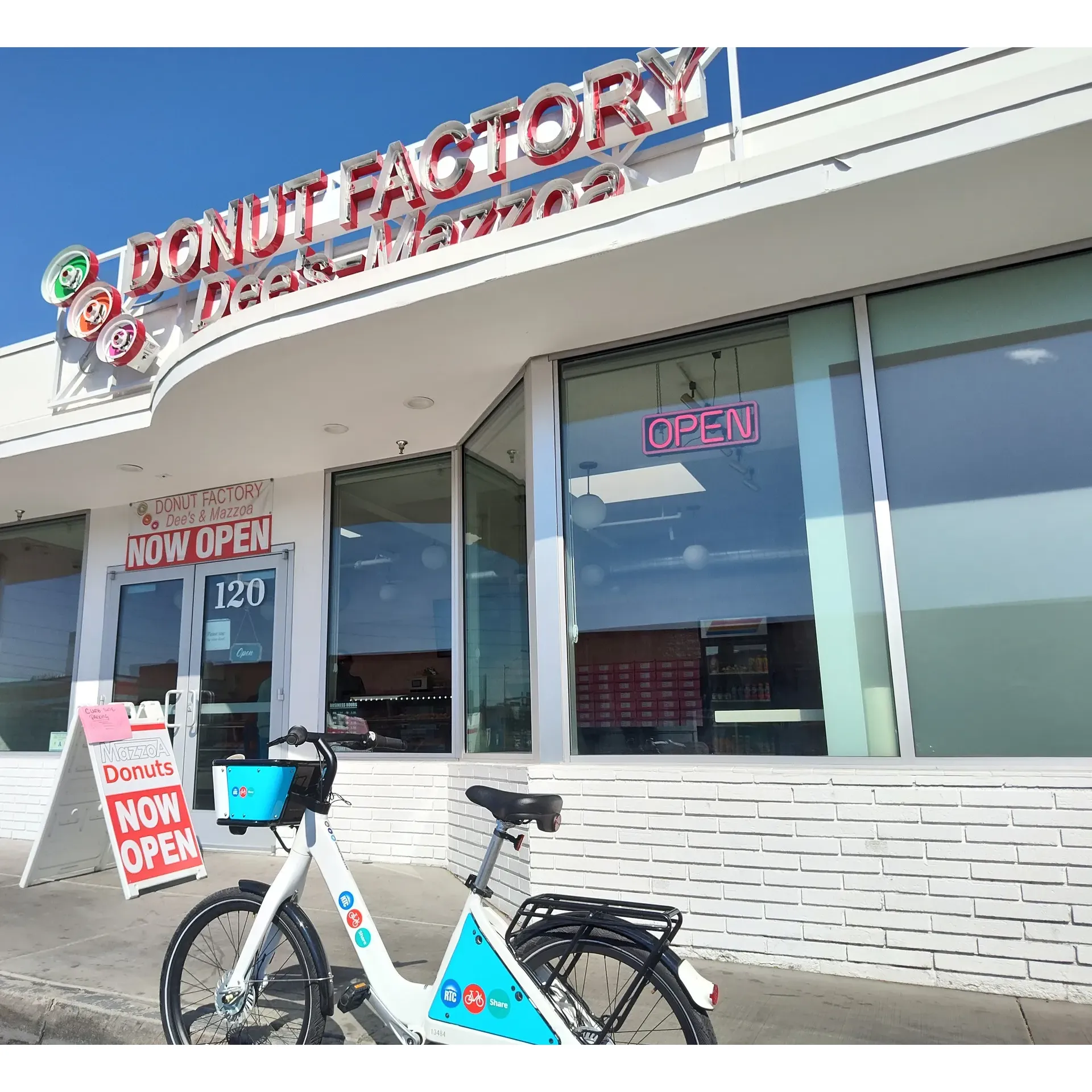 Donut Factory Dee's Mazzoa is a haven for those with a sweet tooth and nostalgia for the comforting flavors of childhood. Offering an exquisite selection of freshly made, delicious donuts, the shop has established itself as a prime destination for anyone seeking to indulge in an array of perfectly fried treats. Each donut, from the famed and innovative Cronut to the classic maple cake donut, apple fritter, and original glazed, is crafted to provide a satisfying balance of flavors, with a soft shell on select varieties ensuring a savory experience in every bite.

The pride taken in their work is apparent, with customers raving about the high quality and taste that set Dee's-Mazzoa's donuts apart from others in the area. Guests visiting this charming spot, even those on the go, find it to be well worth the stop, whether it's for a quick pick-me-up or a delightful start to the day.

With a prime location in Downtown Las Vegas, the shop provides the perfect pitstop for morning commuters or cyclists looking for a moment of sweet respite. Convenience is key, with parking readily available just steps from the door, allowing for an easy grab-and-go experience.

Beyond the confections, it's the heartfelt service that garners attention; the staff, including the manager Terri, are renowned for their enthusiastic, positive, and professional approach. Their dedication to providing exceptional customer care enhances the overall visit, leaving a lasting impression of warmth and hospitality.

For anyone in pursuit of the quintessential donut haven, Donut Factory Dee's Mazzoa is the ultimate destination to savor masterfully created donuts and experience service that's just as delightful. With strong recommendations to try the crowd-pleasing cronut, this establishment is more than just a donut shop—it's a cornerstone of culinary joy in the heart of Las Vegas. Description by ChatGPT.