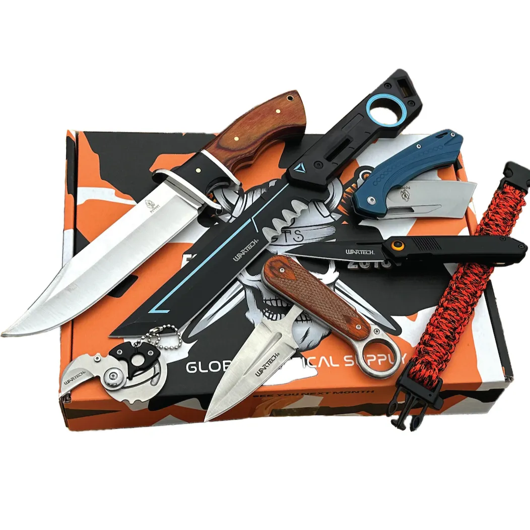 Each month, you will receive unique and exciting tactical items. Our team hand-selects the best gear currently available on the market. Examples of what the monthly Extreme Box comprises of will include hand-forged Damascus knives, flashlights, self-defense gear, fixed blade knives, survival items, and more.