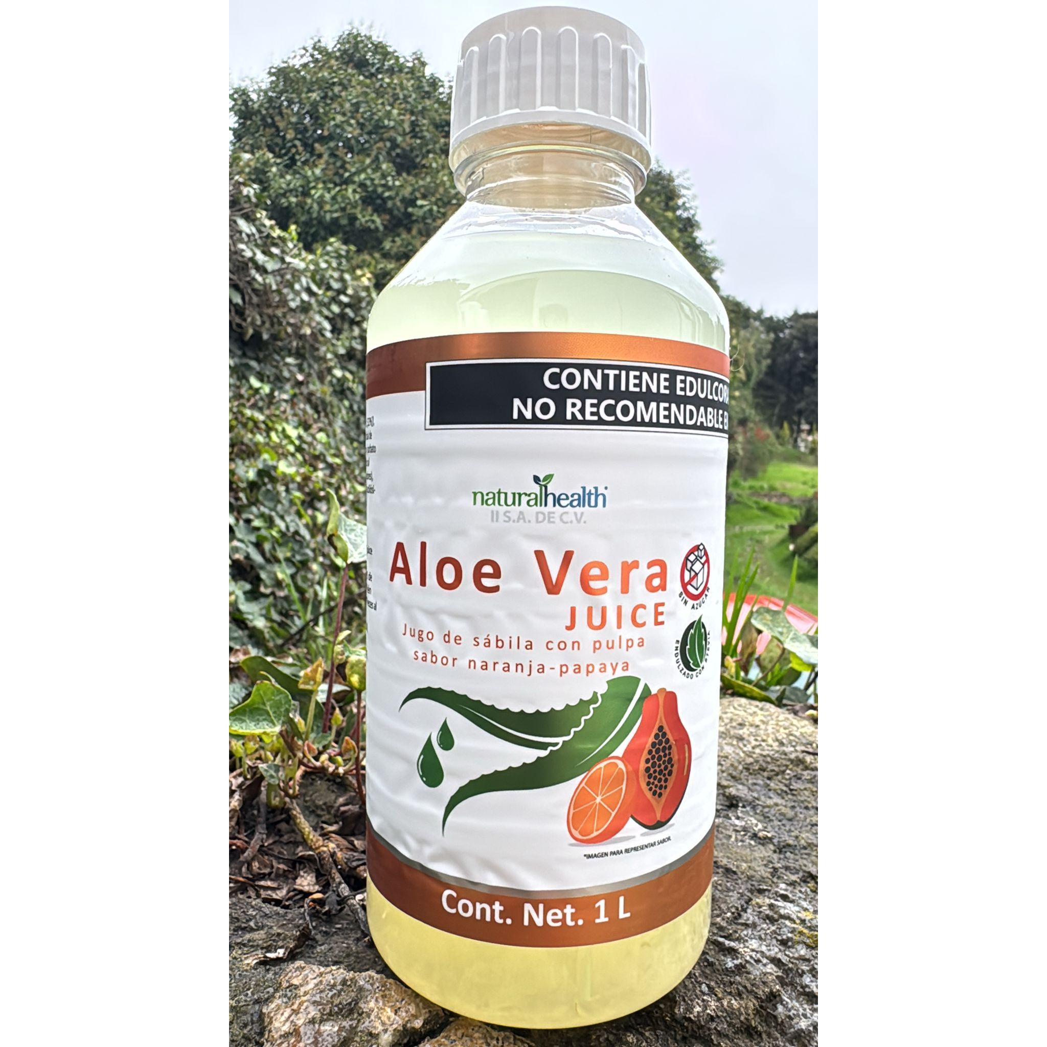 Discover the natural power of the Aloe Vera Dietary Supplement with pulp, a unique formula with an orange-papaya flavor that takes care of your body in a comprehensive way. Made with plants specially selected for their effectiveness, this supplement is your ideal ally to maintain optimal health.